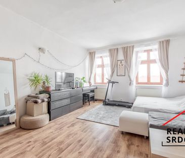 Pronájem bytu 1+kk a garsoniéry 39 m², Náměstí , Klimkovice - Фото 4