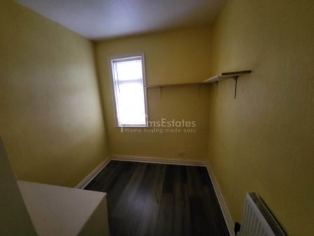 Overthorpe Avenue, Dewsbury - Photo 5