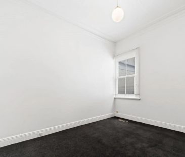 Fabulous two bedroom Victorian home - Photo 6