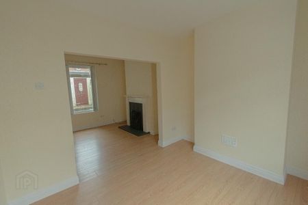 32 Clarence Street, Ballymena, BT43 5DP - Photo 2