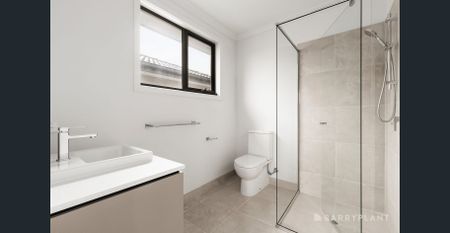 Luxury Living Near the Beach - Photo 3