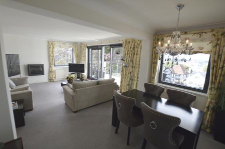 2 bedroom apartment to rent - Photo 2