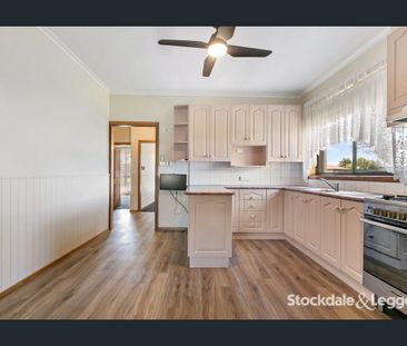 EXCELLENT PRESENTATION - Photo 5