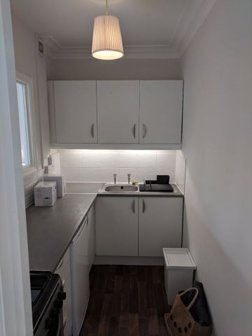 Bedsit, Teignmouth Road, NW2 - Photo 4