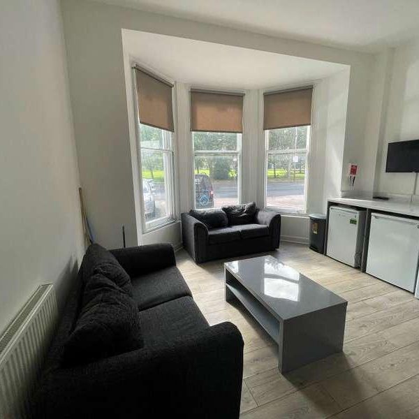 London Road, Leicester, LE2 - Photo 1