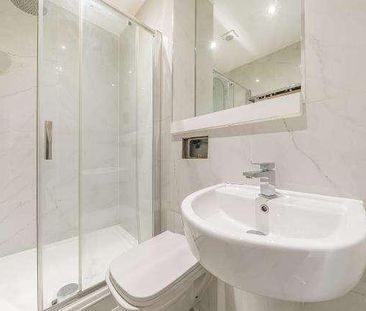 Cleeve Road, Leatherhead, KT22 - Photo 4