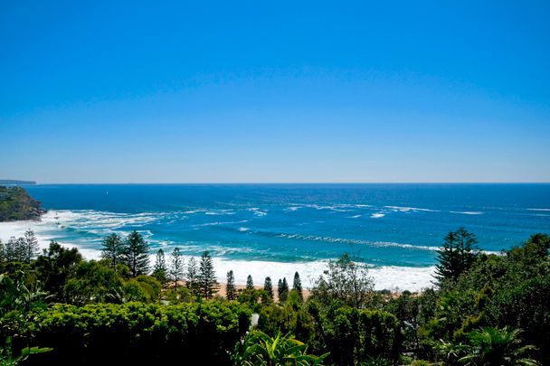 RESORT-STYLE LIVING WITH SPECTACULAR VIEWS - 12 MTH LEASE! - Photo 1