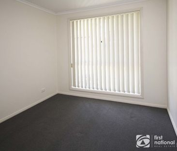 Modern Unit Offering Comfort and Practicality - Photo 4