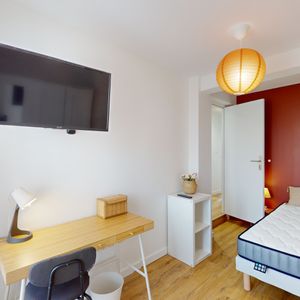 BARRAU D Roommate 3 Bedrooms at Toulouse - Photo 2