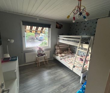 Vildrosvägen, Laholm - Photo 5