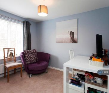 3 bedroom detached house to rent - Photo 5