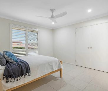 COMFORTABLE HOME WITH SPACE, CONVENIENCE AND VERSATILE LIVING IN PR... - Photo 3