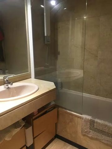 Calle de Julián Rabanedo, Madrid, Community of Madrid 28045 - Foto 5