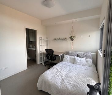 Hurstville - Photo 5