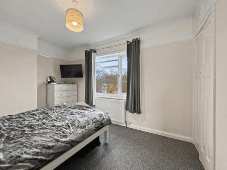 3 bedroom semi-detached house to rent - Photo 3