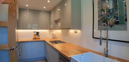 Connaught Road, Woking, Surrey, GU24 - Photo 5