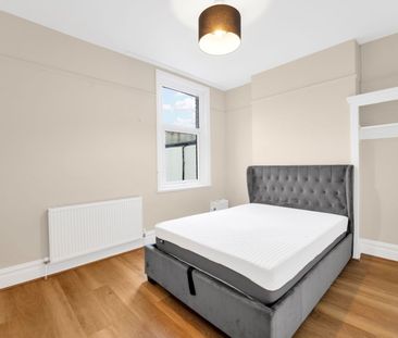 London Road, Isleworth, TW7 5AJ - Photo 6