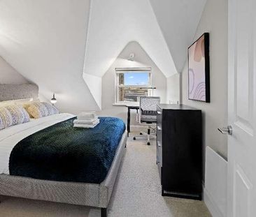 Royal Parade, Dawes Road, London, SW6 - Photo 3