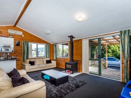 Ashhurst - 2 bedrooms - Photo 5
