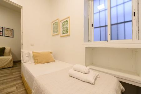 Avenida de la Albufera, Madrid, Community of Madrid 28038 - Photo 4