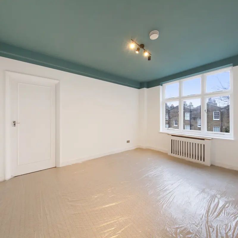 1 bedroom flat in St John's Wood - Photo 1