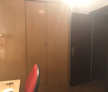 Travessera de les Corts, L'Hospitalet de Llobregat, Catalonia 08903 - Photo 6