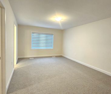 For Lease - 246 O'Neil Street, Peterborough, Ontario - Photo 6