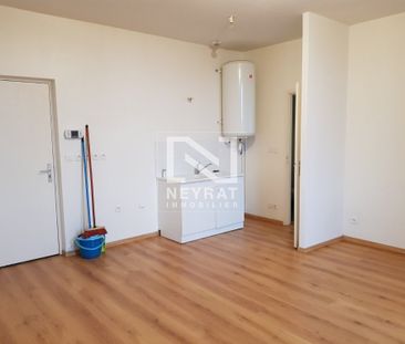 Location Appartement 2 pièces 42m² AUTUN 71400 - Photo 2