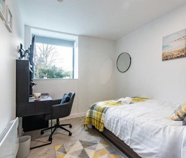 1 bedroom in a house share to rent - Photo 6