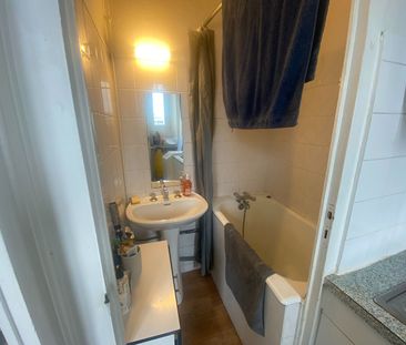 Location Appartement 2 pièces 47m² - Photo 4