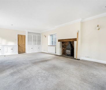 A detached four bedroom bungalow set within a large garden off Nash... - Photo 4