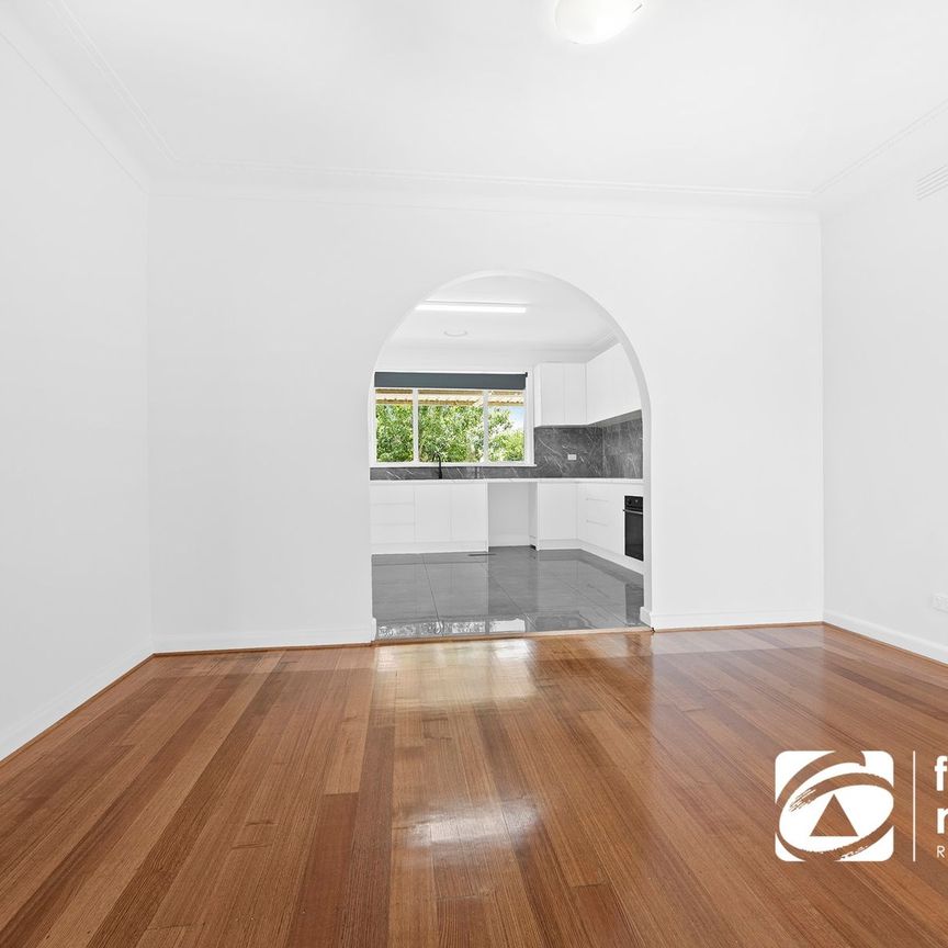 Prime Location in the Heart of Sunshine! - Photo 1