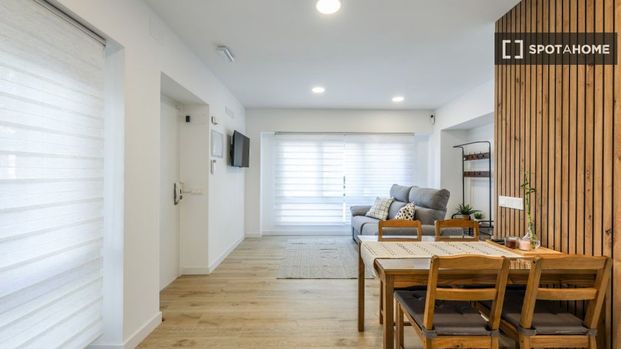 2 room luxury Flat for rent in Madrid, Spain - Photo 1