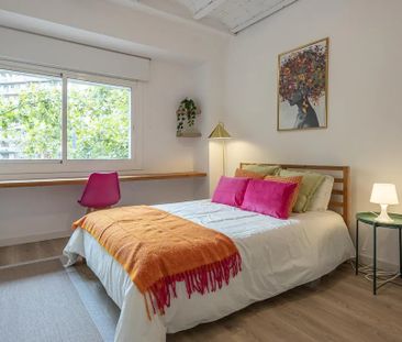 Carrer de Còrsega, Barcelona, Catalonia 08037 - Photo 4