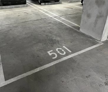 501/668 Bourke Street - Photo 1