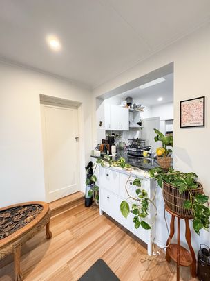 Murrumbeena - Photo 1