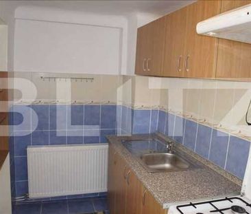 Apartament 1 camera, decomandat, in imobil tip casa, zona strazii B... - Photo 4