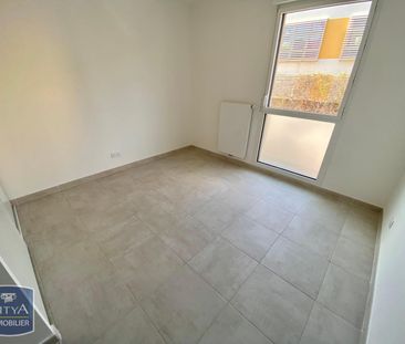 Location Appartement 3 pièces 59m² HYERES 83400 - Photo 3