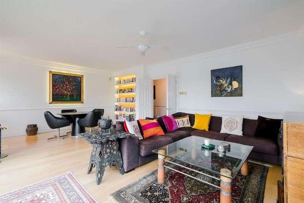 Holst Mansions, Barnes, London, SW13 - Photo 1