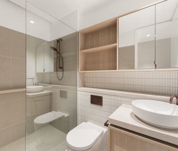 RIvere by Aria - Photo 5