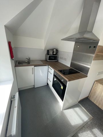 Studio Flat, Regent Road, LE1 - Photo 4