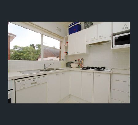 5/129 Holt Avenue, Cremorne, NSW 2090 - Photo 3
