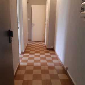 TYPE 1 4 RUE SIDONIE JACOLIN - Photo 2