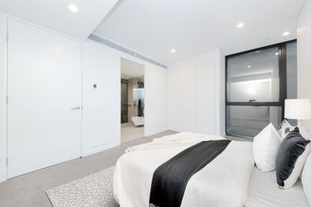 Luxury Urban Lifestyle - Photo 3