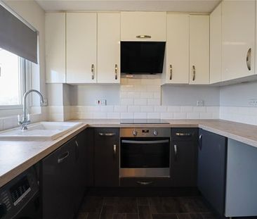 Lovat Mead, St. Leonards-On-Sea - Photo 3