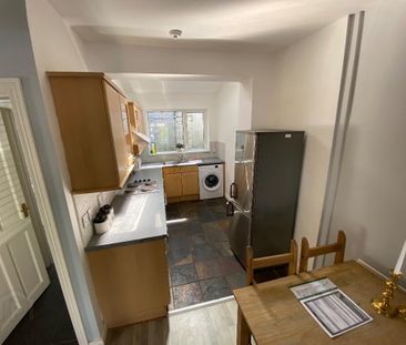 36 Dunraven Crescent, Belfast, BT5 5LE - Photo 4