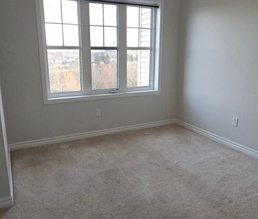 For Lease - 111 Glenvista Drive, Kitchener, Ontario - Photo 4