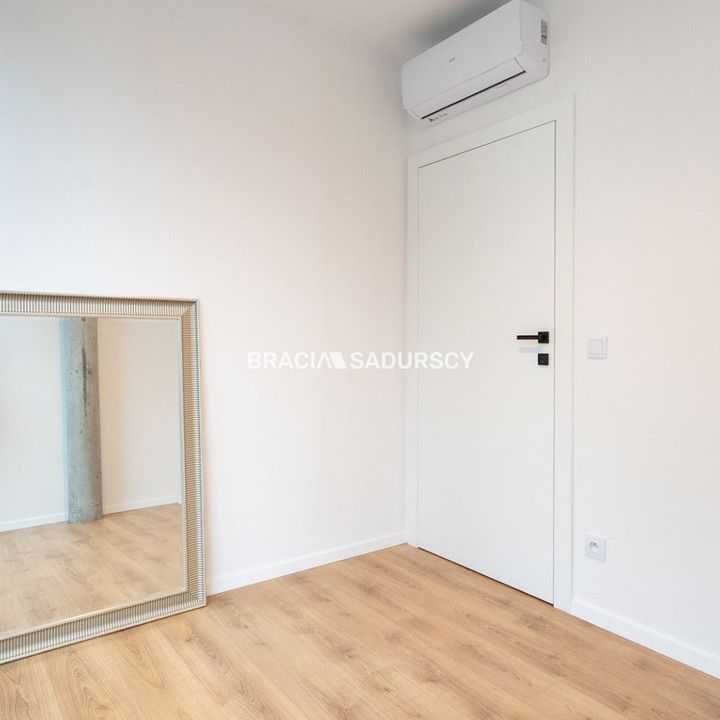 Kraków M., Kraków, Krowodrza, Wola Justowska, Józefa Korzeniowskiego - Zdjęcie 1