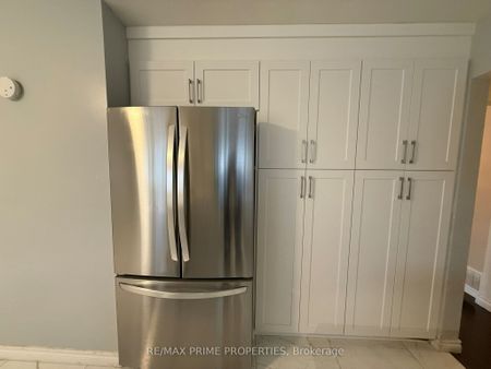 For Lease - 3563 Laddie Crescent Unit# Upper, Mississauga, Ontario - Photo 3