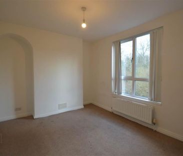 2 Minnowburn Terrace, Newtownbreda, Belfast, Down, Belfast, BT8 7SN - Photo 3